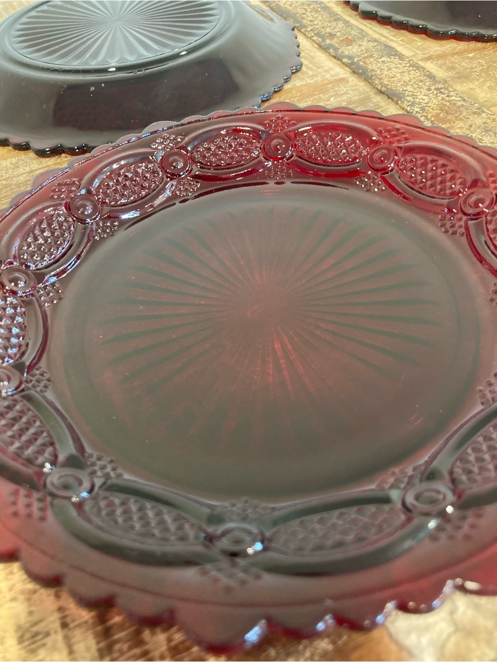 4 Avon Ruby Red Glass Luncheon Salad Dessert Plates 1876 Cape Cod Sunburst Back - Picture 14 of 16